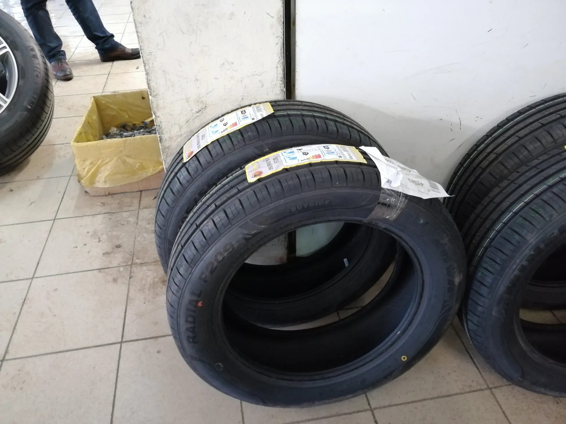 195/55 R16. 205/55 R16 на акцент. Шины на Хендай акцент 205/55 r15. 195 55 R16 Солярис. Резина новая 16 лето