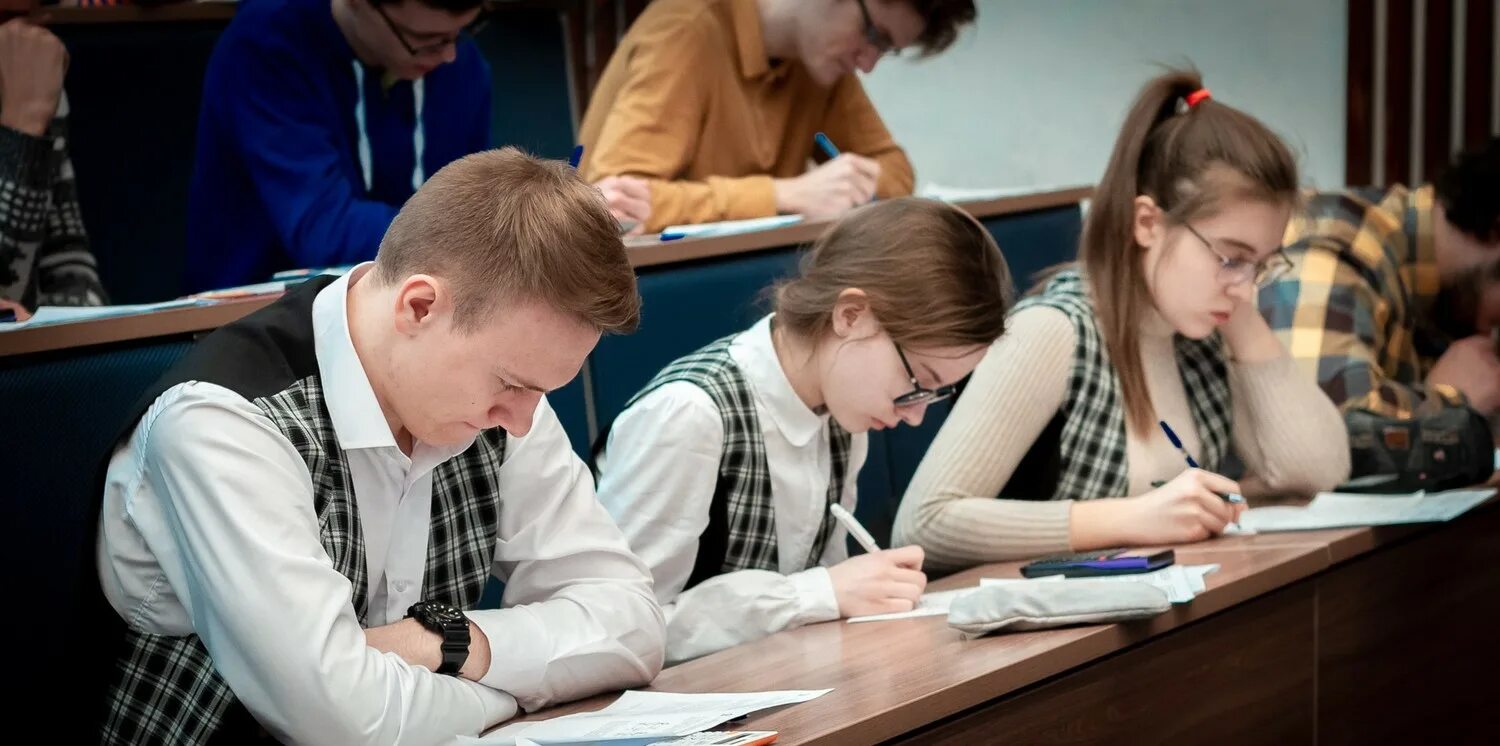 Некоторые учащиеся 10 х