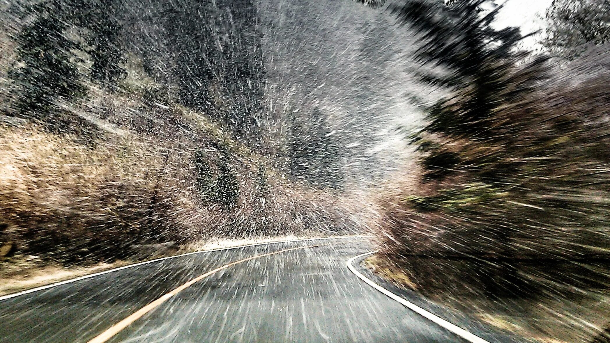 Ветер на дороге. Сильный дождь на дороге. Зима дорога. Сильный ветер на дороге