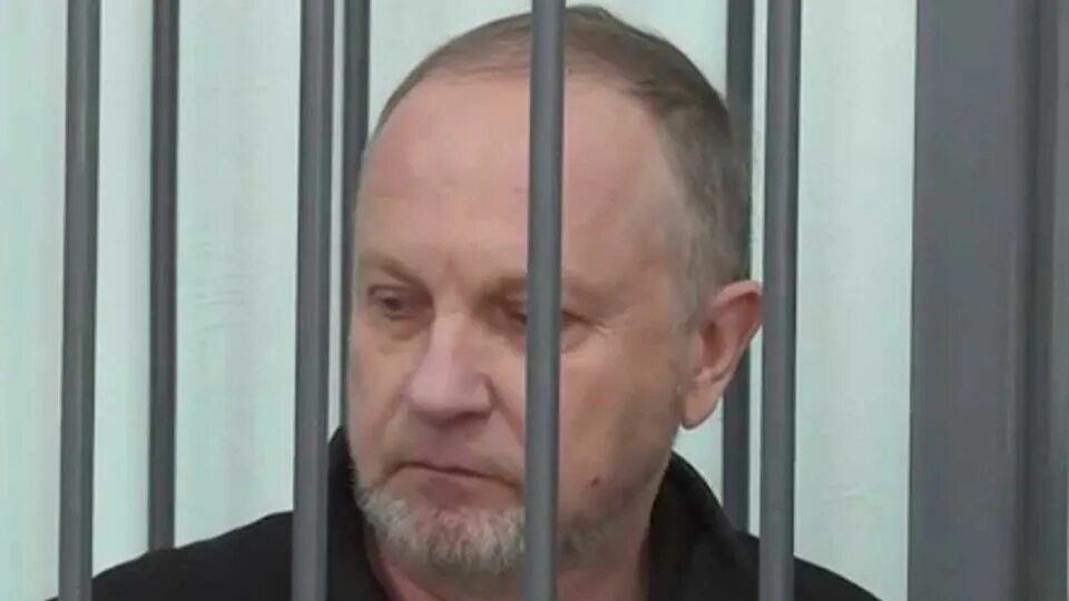 Экс мэр владивостока. Гуменюк мэр владивостока. мэр владивостока посадили. владивосток криминал. приговор лишение свободы.