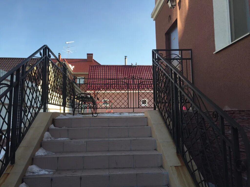 Свердловская область дачные дома. Домик в верхней пышме. Дом верхняя пышма. Снт урал верхняя пышма пожарный водоём. Кедровое верхняя пышма улица лесная.