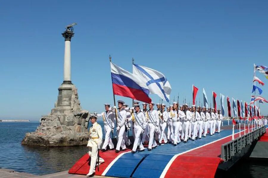 Парад ВМФ В Севастополе. День ВМФ Севастополь 2022. Праздник ВМФ В Севастополе 2022. Парад кораблей Севастополь ВМФ. Доблестный флот