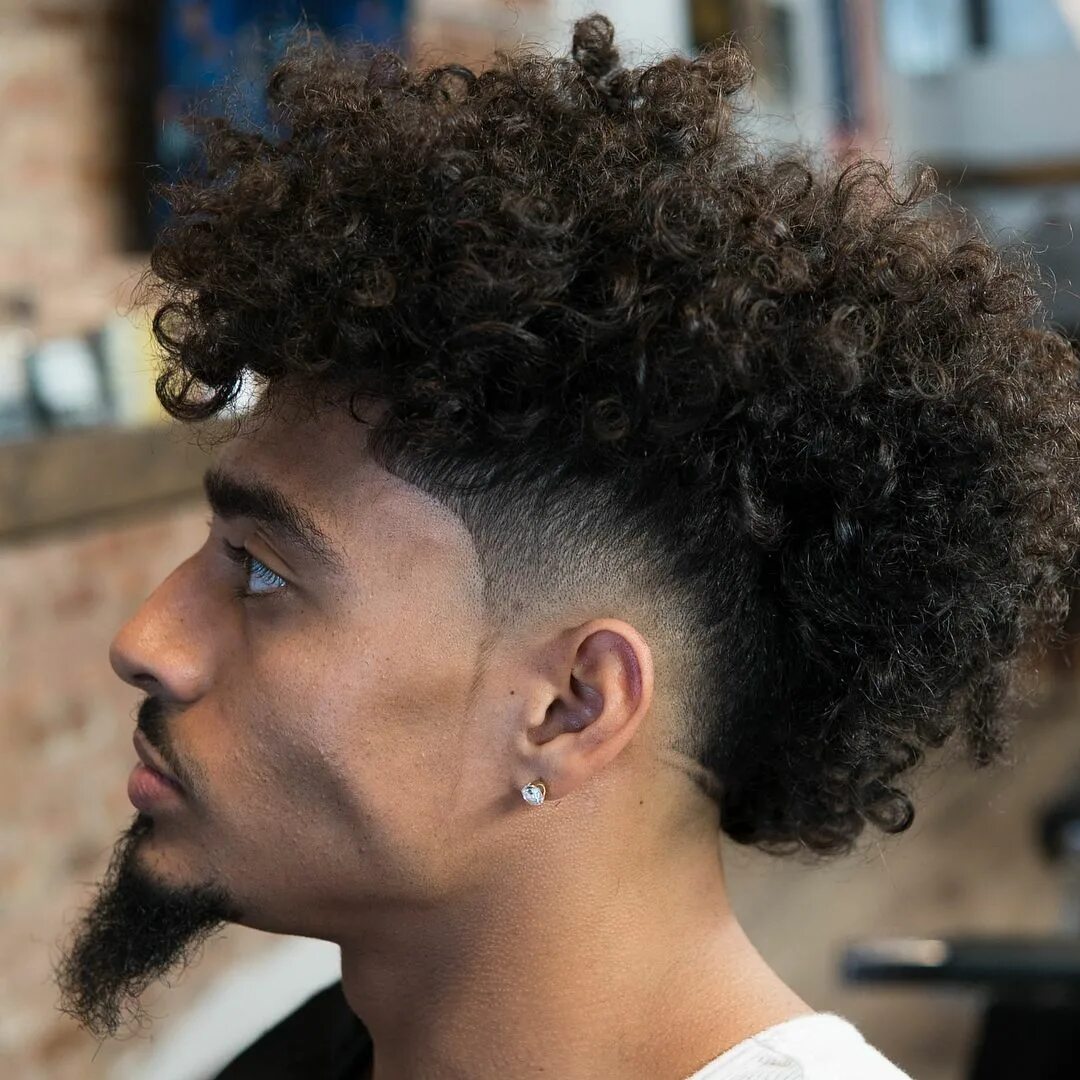 Undeniably Pretty Hairstyles For Curly Hair Tinte para cabello rizado, Cabello r