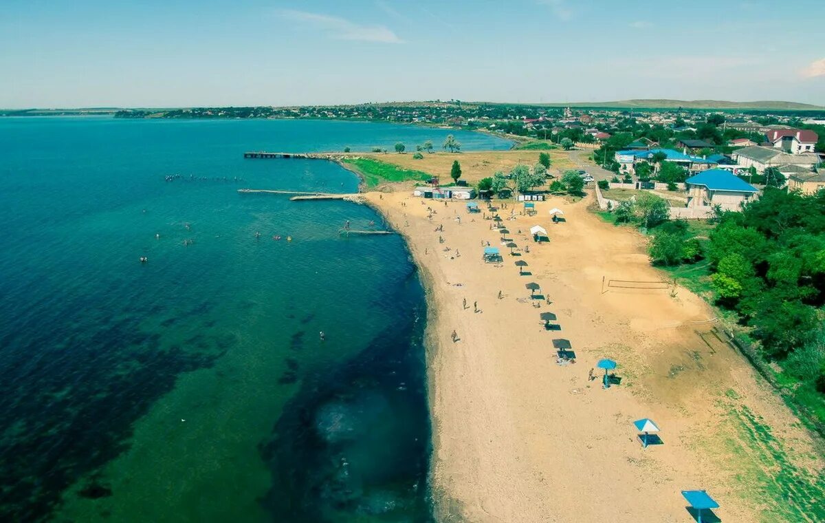 Пляж поселок Сенной Краснодарский край. Посёлок Сенной Темрюкский. Сенное Краснодарский край Темрюкский район. Пляж поселка Сенной.