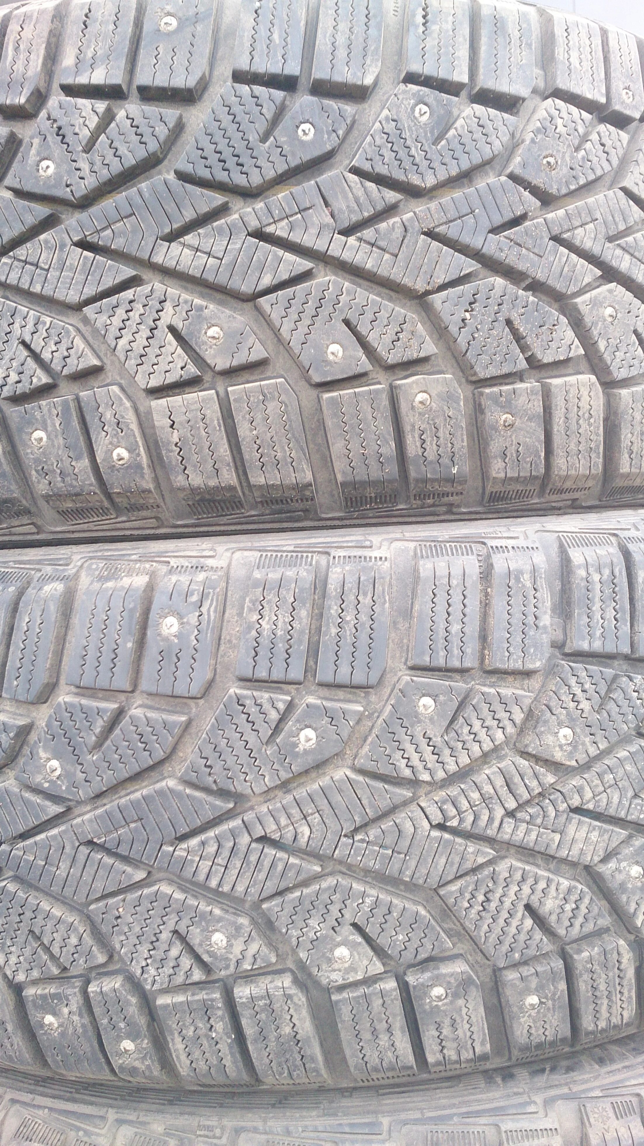 215/55 r16 зима. 215/50 r17 зима. Дром ангарск зимняя резина шипы 215 50 17. Sava eskimo stud 215/55 r17. Резина 215 55 17 шипы.