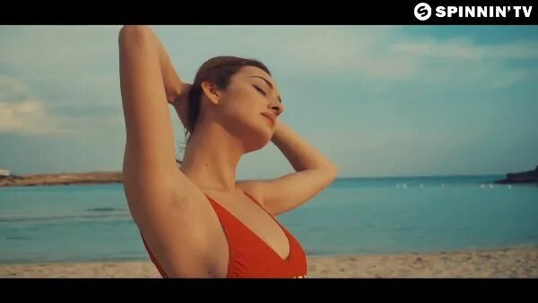 Hailee steinfeld ft dnce - rock bottom. Популярные клипы 2019 зарубежные. Клипы 2018 зарубежные. Клипы 2018 зарубежные. Популярные клипы 2018.