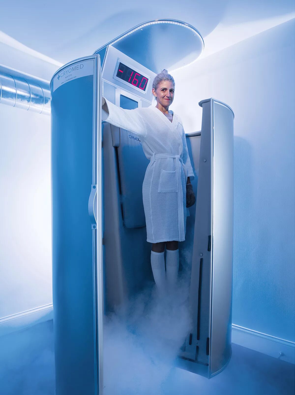 Cryo flash. Криотерапия криокамерра. Криосауна (криокамера). Криосауна (аэрокриотерапия). Ice Queen криокамера.