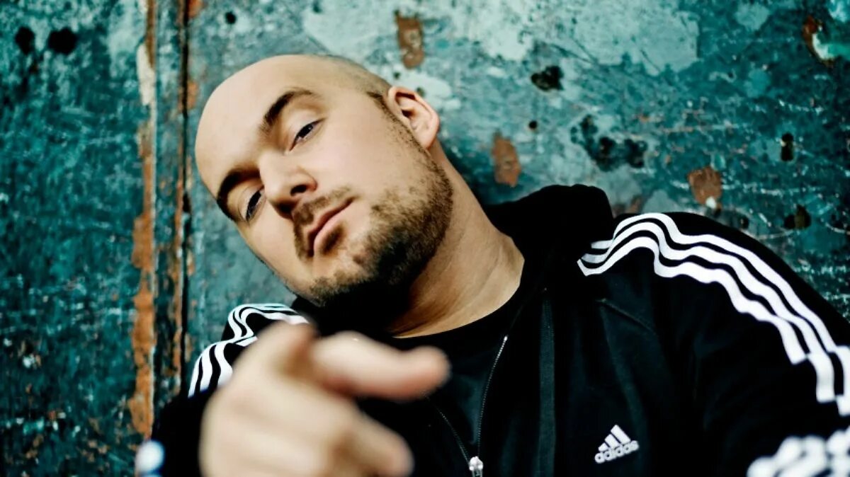 Воскресенский рэпер рост. Kool savas немецкий рэпер. воскресенский рэпер. репер драм. воскресенский репер возраст.