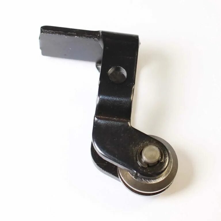 ролик для лобзика hyundai j 650. направляющий ролик для лобзика dexter nc600js. ролик направляющий для лобзика bosch 750. опорный ролик для лобзика bosch gst90be. направляющий ролик для электролобзика зубр.