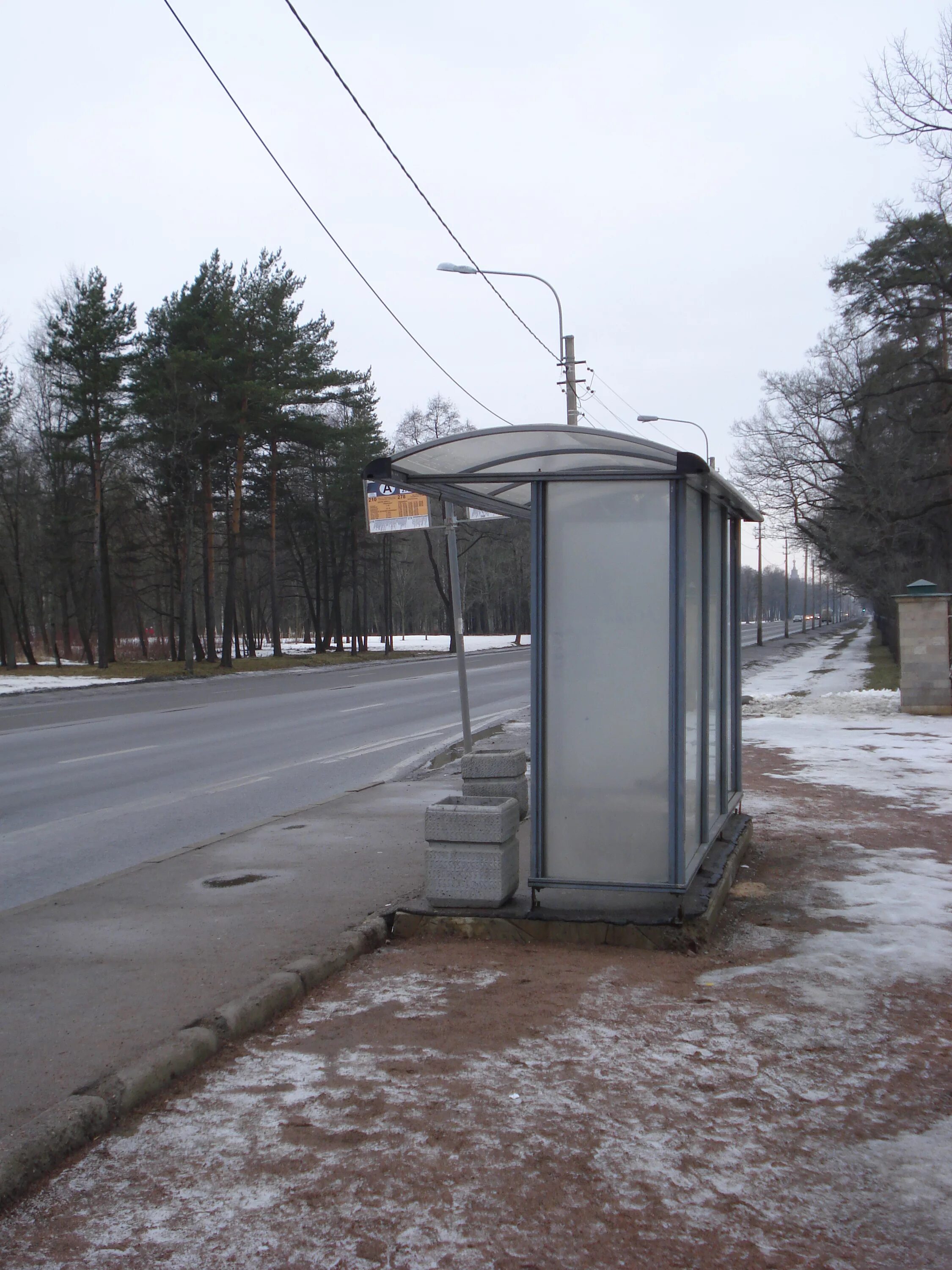 Загородные остановки. Остановка в Санкт-Петербурге. Автобусная остановка Санкт Петербург. Автобусные остановки в Питере. Астанавка. Санкт-Петербург..