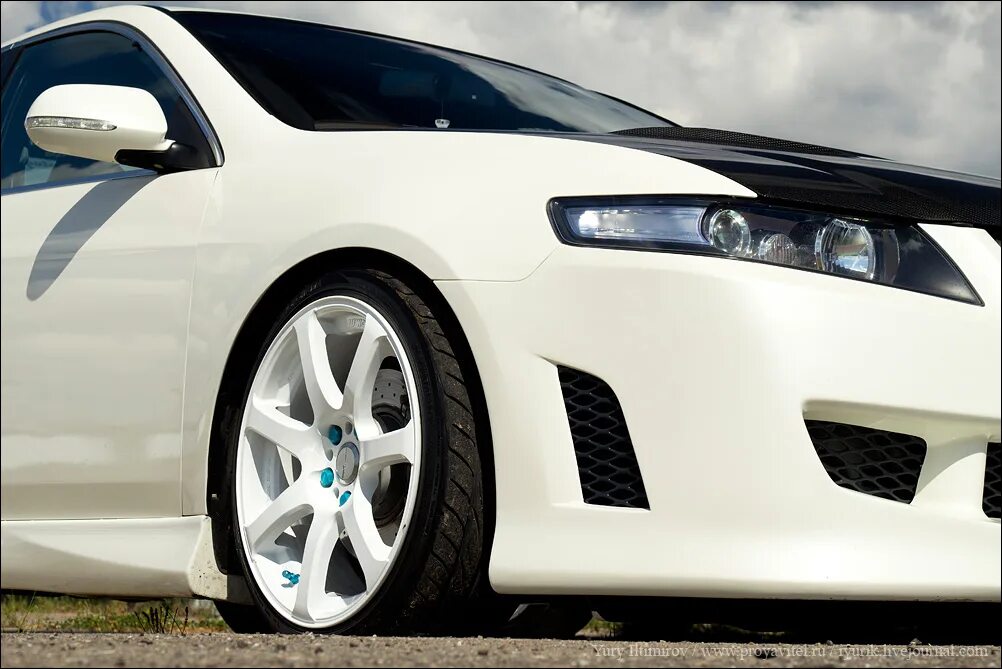 диски work emotion cr kiwami r18. Subaru legacy work emotion cr-kai. диски белые work emotion. Work emotion m8r. Work emotion cr-kai subaru.