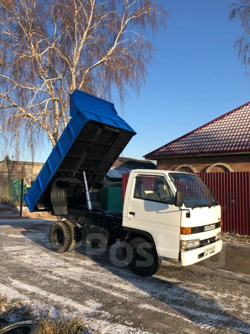 Камаз 55111 сельхозник. Камаз 5320 самосвал. Камаз самосвал в грязи. Авито омск самосвал. Авито омск самосвал.