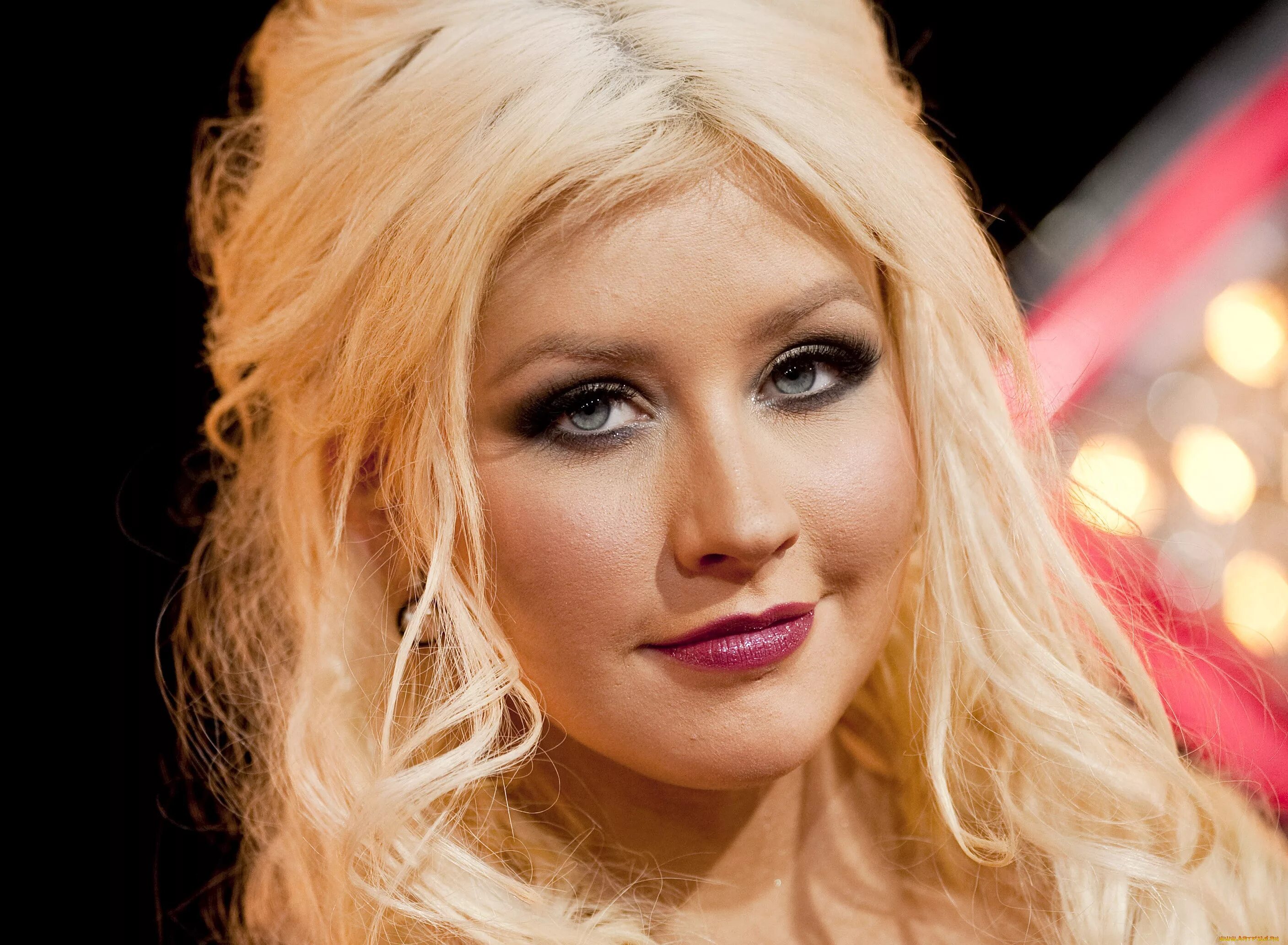 Агилера. Christina Aguilera. Красивая полненькая блондинка