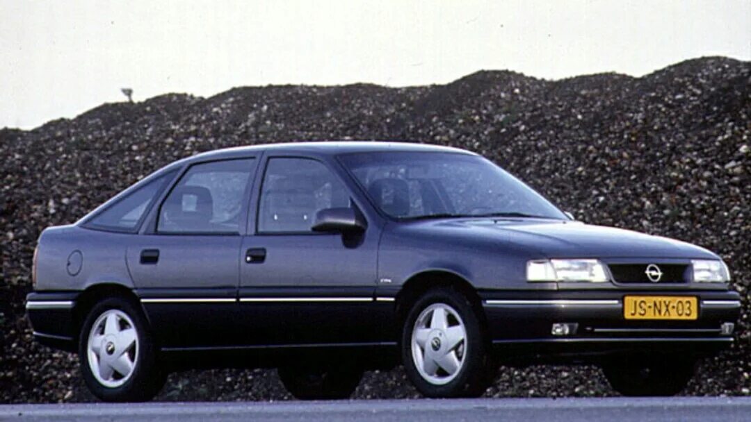 Года выпуска опель вектра б. Opel Vectra 1994. Opel Vectra 1995-1993. Opel Vectra 1992. Opel Vectra a 2.0.