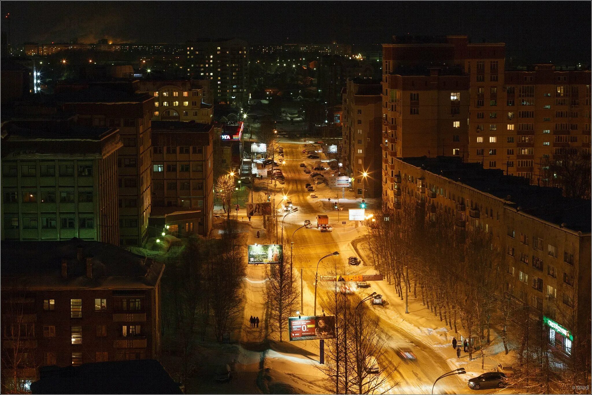 Сайты города сыктывкар. Сыктывкар центр города. Республика Коми столица Сыктывкар. Сыктывкар современный. Ночной Сыктывкар лето.