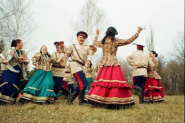 Пение казаков. Гуляния донских Казаков. Казачьи гуляния. Казачий народ. Казачья пляска.