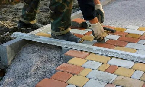 Скол тротуарной плитки