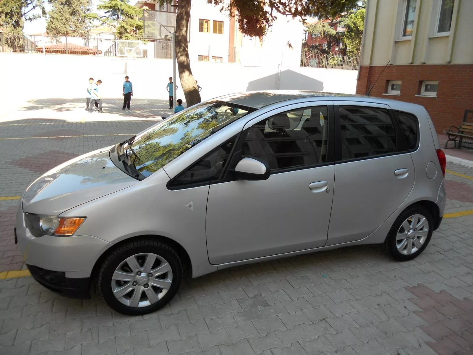 Mitsubishi colt 1. Mitsubishi Colt 1.3. Митсубиси Кольт 1.3 2003. Мицубиси Кольт 1.3 2001. Mitsubishi Colt 1.3 2006.