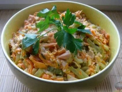 Салат обжорка с курицей пошагово