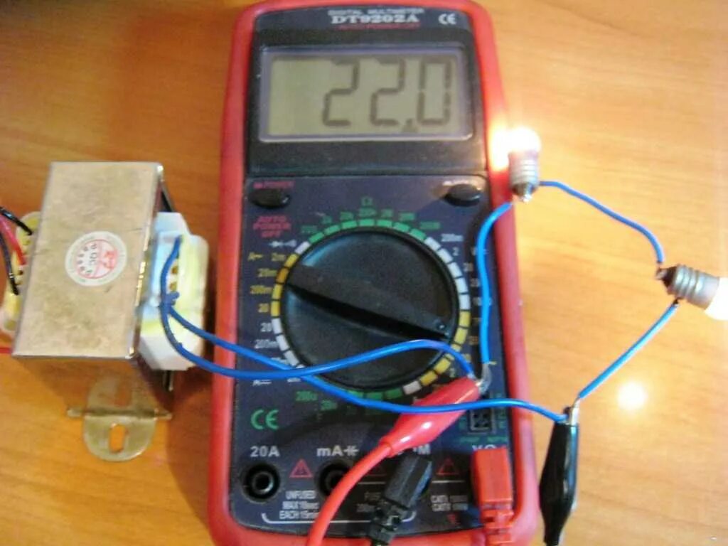 Трансформатор в мультиметре. Мультиметр для микроволновки. Трансформатор с мультиметром. Проверка трансформатора мультиметром. Как прозвонить трансформатор