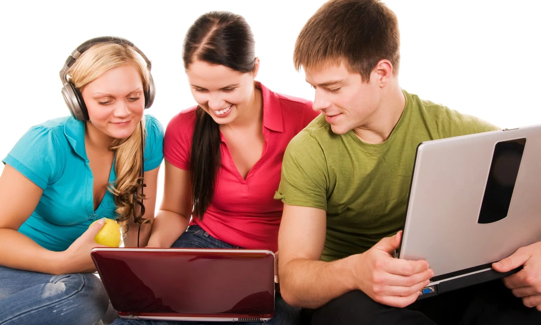 Молодежь и интернет. Общение с компьютером. Молодежь с ноутбуками. Студенты и интернет. Общение в английском интернете