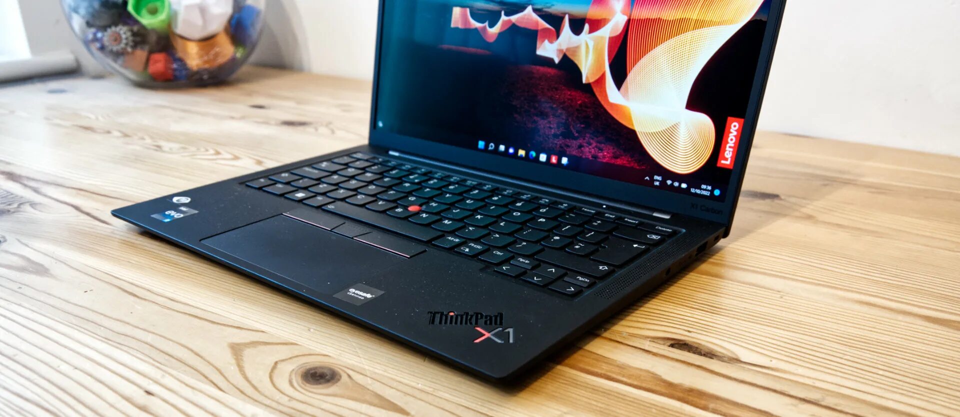 Lenovo THINKPAD x1 Carbon. Lenovo THINKPAD x1 Carbon Gen 10. Lenovo THINKPAD x1 Carbon Gen 9. THINKPAD x1 Carbon Gen 1.