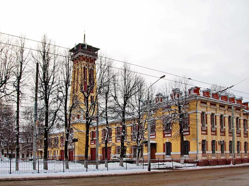 Площадь красного строителя