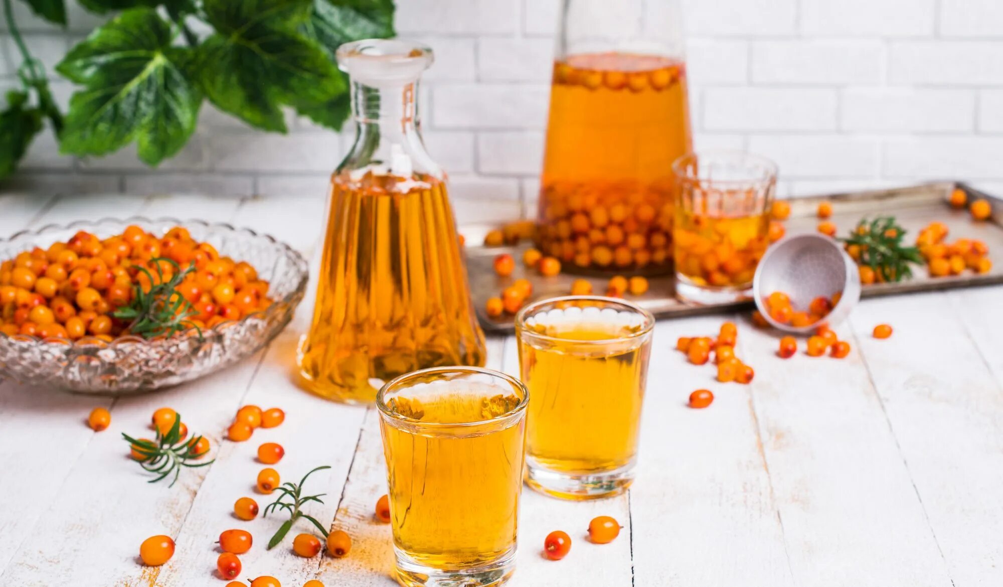 Настойка облепиха Sea Buckthorn. Сбитень облепиховый. Медовуха облепиха мята. Наливка Облепиховая. Масло из облепихи в домашних условиях