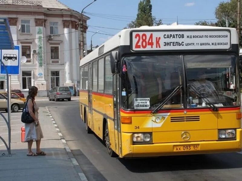 Какой маршрутка едет туда. Автобус Саратов Энгельс. Автобус. Автобусы Энгельса. Номер транспорта.