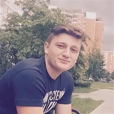 Макс ко