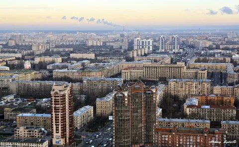 Центре города на окраинах в