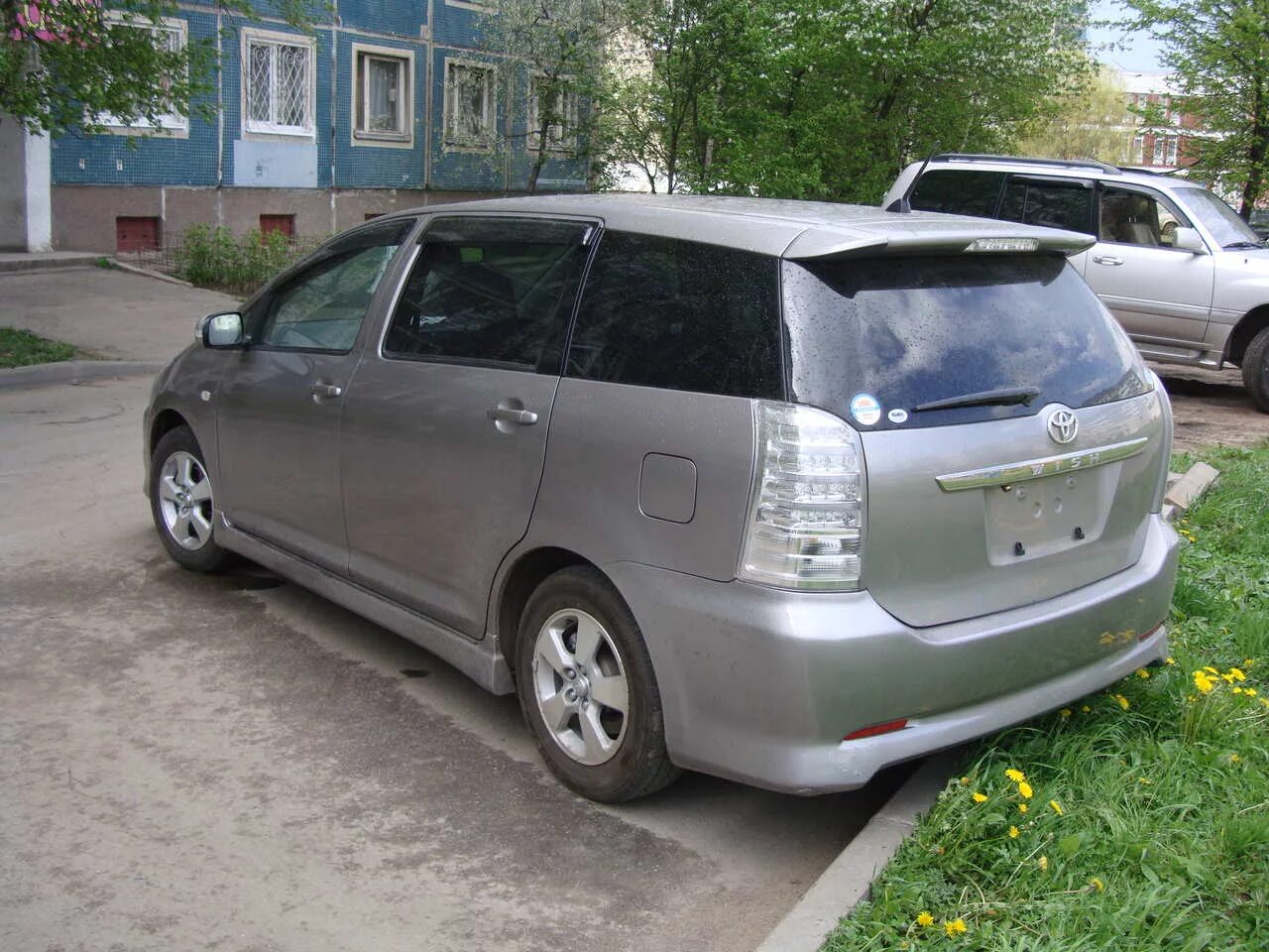 Тойота Виш 2008. Toyota Wish 2008. Тойота Виш 2008 года. Toyota Wish 2008 год.