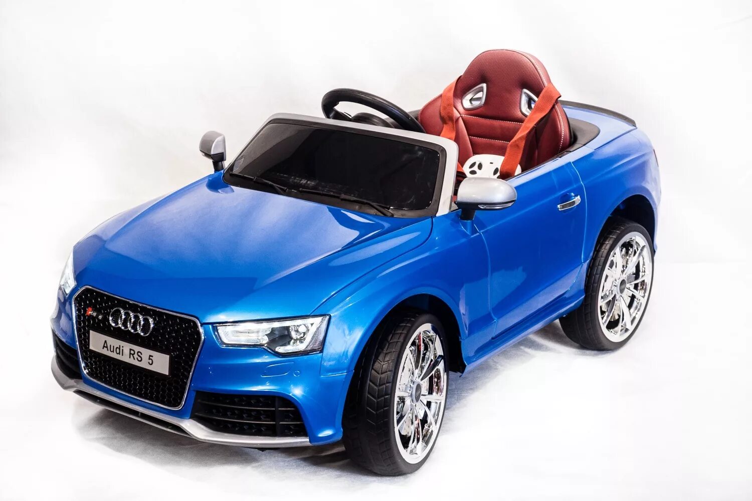 Машинку детский 2. Электромобиль Audi rs5. Электромобиль детский Toyland синий. Электромобиль mers a555aa. Электромашина для детей Ауди rs5.