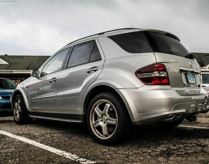 Mercedes ml63 AMG w164. Ml 63 AMG w164. Ml 164 AMG. Mercedes ml w164 r20. Мл w164 купить