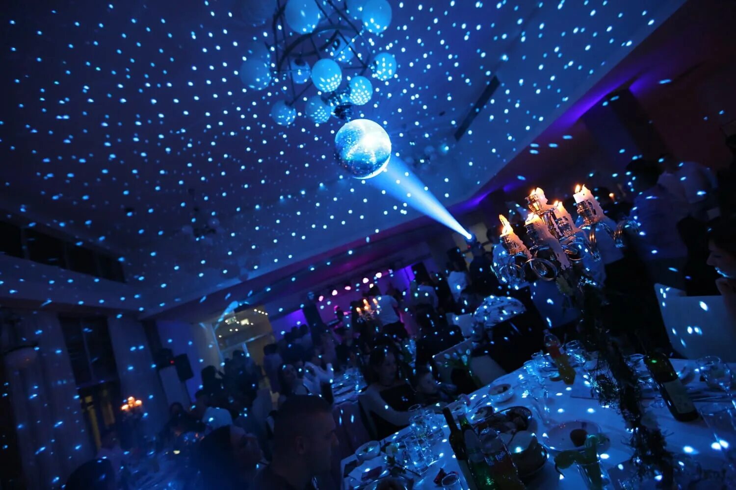 Pro Gear Creates Club Atmosphere At Moose Bar Chain With CHAUVET DJ Live Design 