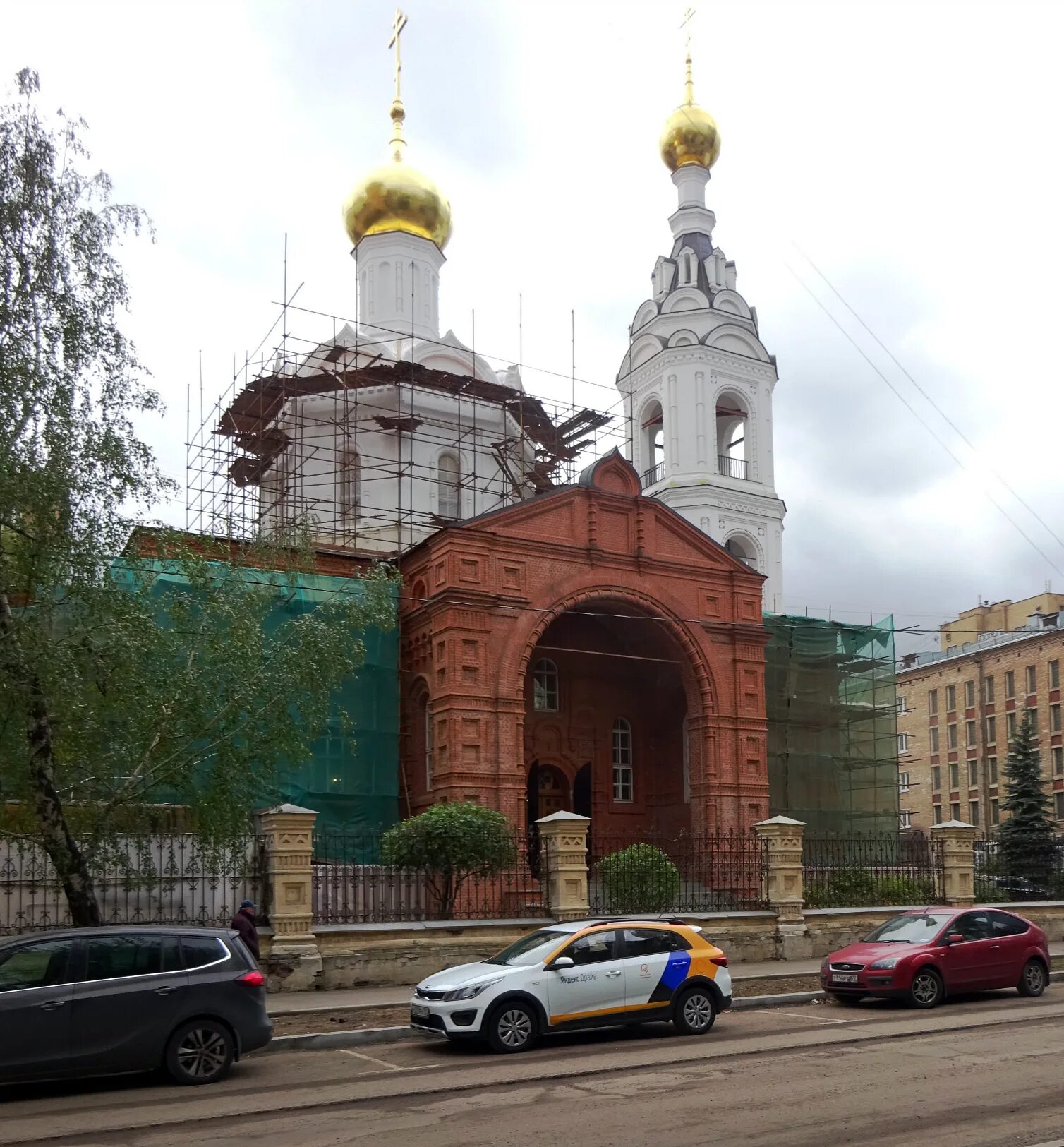 Приход улица. Москва, Международная улица Церковь Василия исповедника. Храм Василия исповедника у Рогожской. Храм преподобного Василия исповедника у Рогожской заставы. Храм Василия исповедника площадь Ильича.