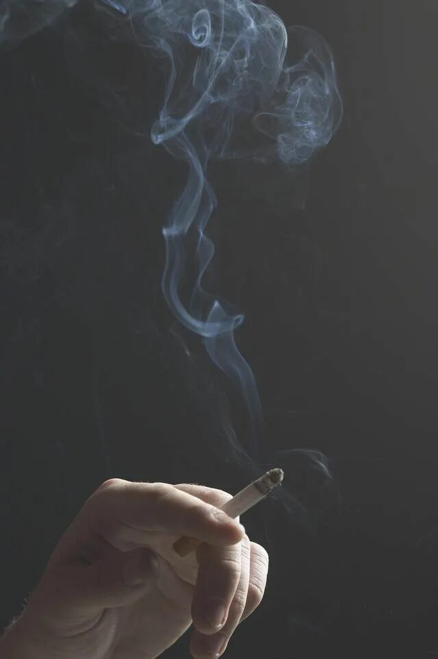 Девушка в очках с сигаретой. And she liked smoke. Лысый с сигаретой. G-smoke. Девушка выдыхает.