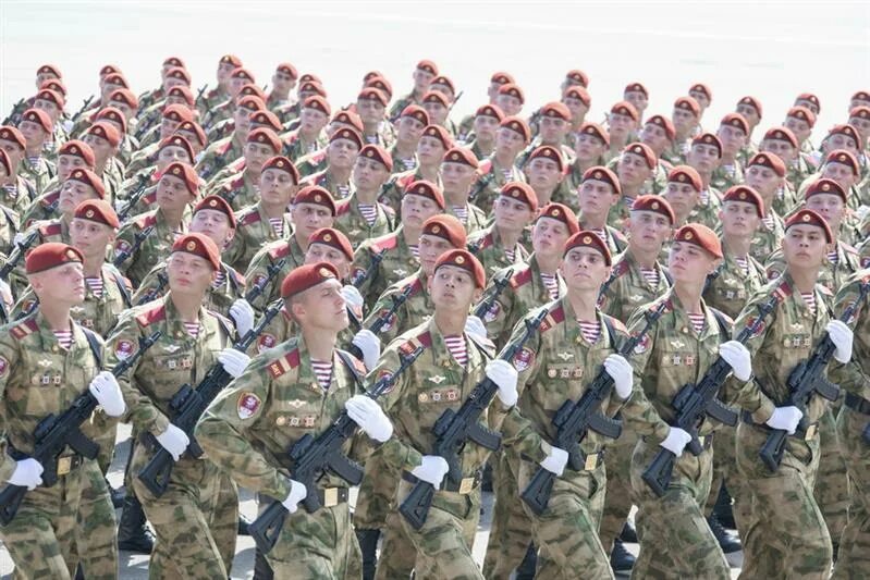 Гвардия работа. Одон парад 2025. парад дивизии одон дзержинского. одон росгвардия балашиха. войска одон балашиха.