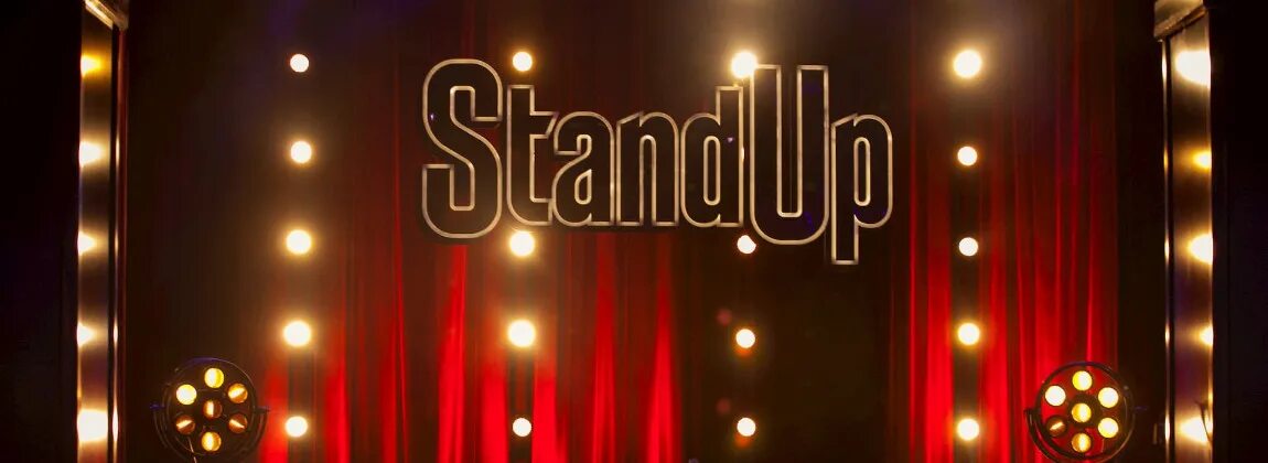 Stand up купить. Stand up сцена. Стендап логотип. Стендап шоу. Стендап вывеска.