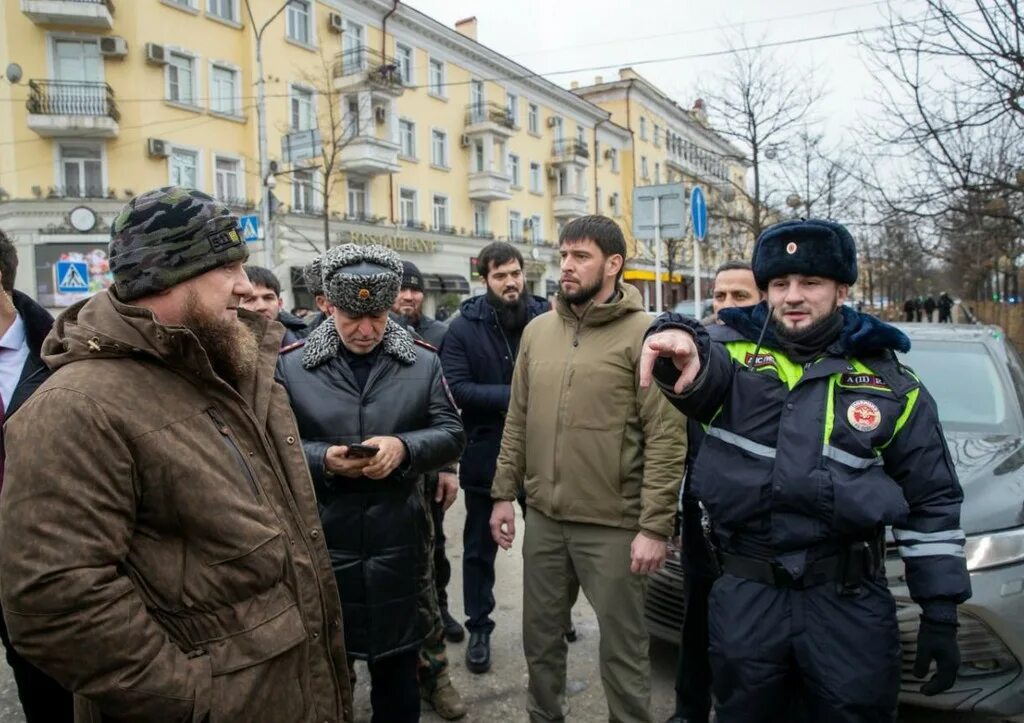 Покушение на власть
