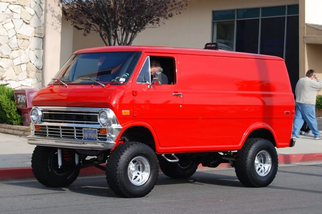 Ford van. Ford Econoline van. Фургон Ford Econoline. Форд Эконолайн 4х4. Ford Econoline 4 фургон.