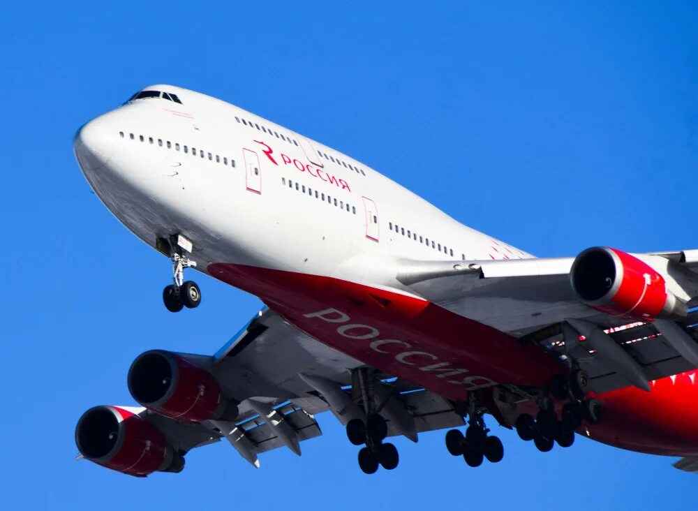 боинг 747 400. боинг 747 тигролет. двухэтажный самолет боинг 747. двухэтажный самолет. самолёт боинг 747 россия.