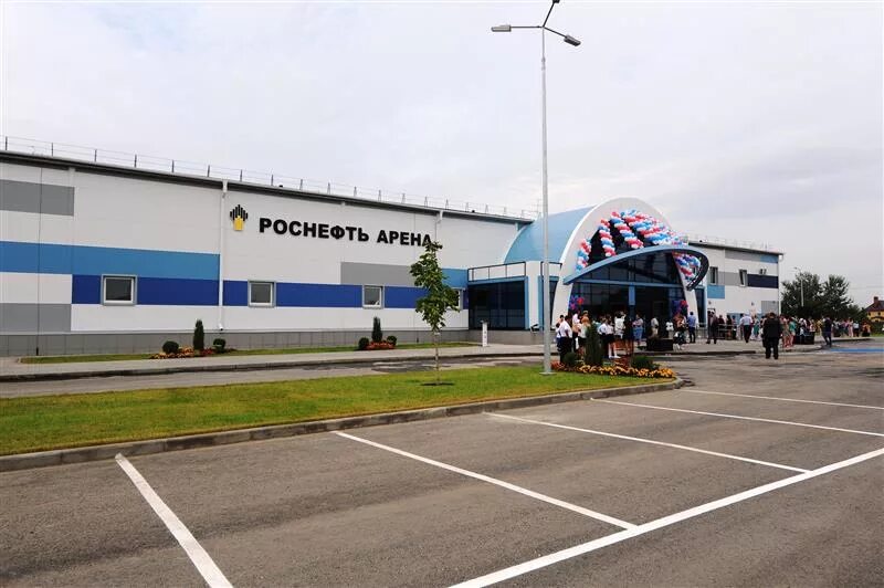 роснефть арена отрадный. ледового дворца «синяя птица», отрадное, москва. роснефть арена самара. спорткомплекс в отрадном самарской области. город отрадный самарская область.