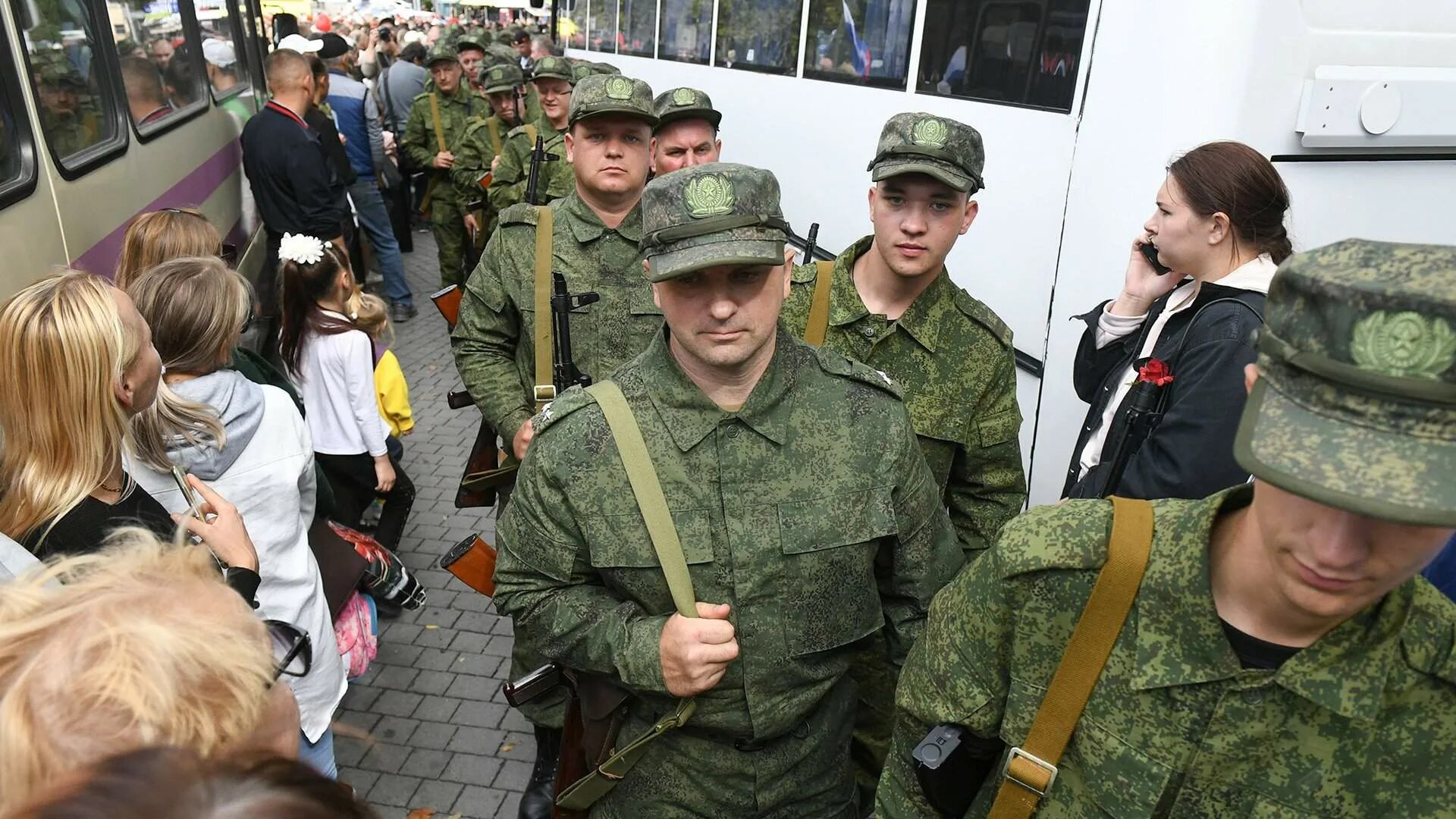 Мобилизованные военные. Призывники. Военкомат мобилизация. Резервисты в Российской армии.