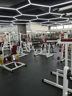 Фитнес клуб в торговом центре