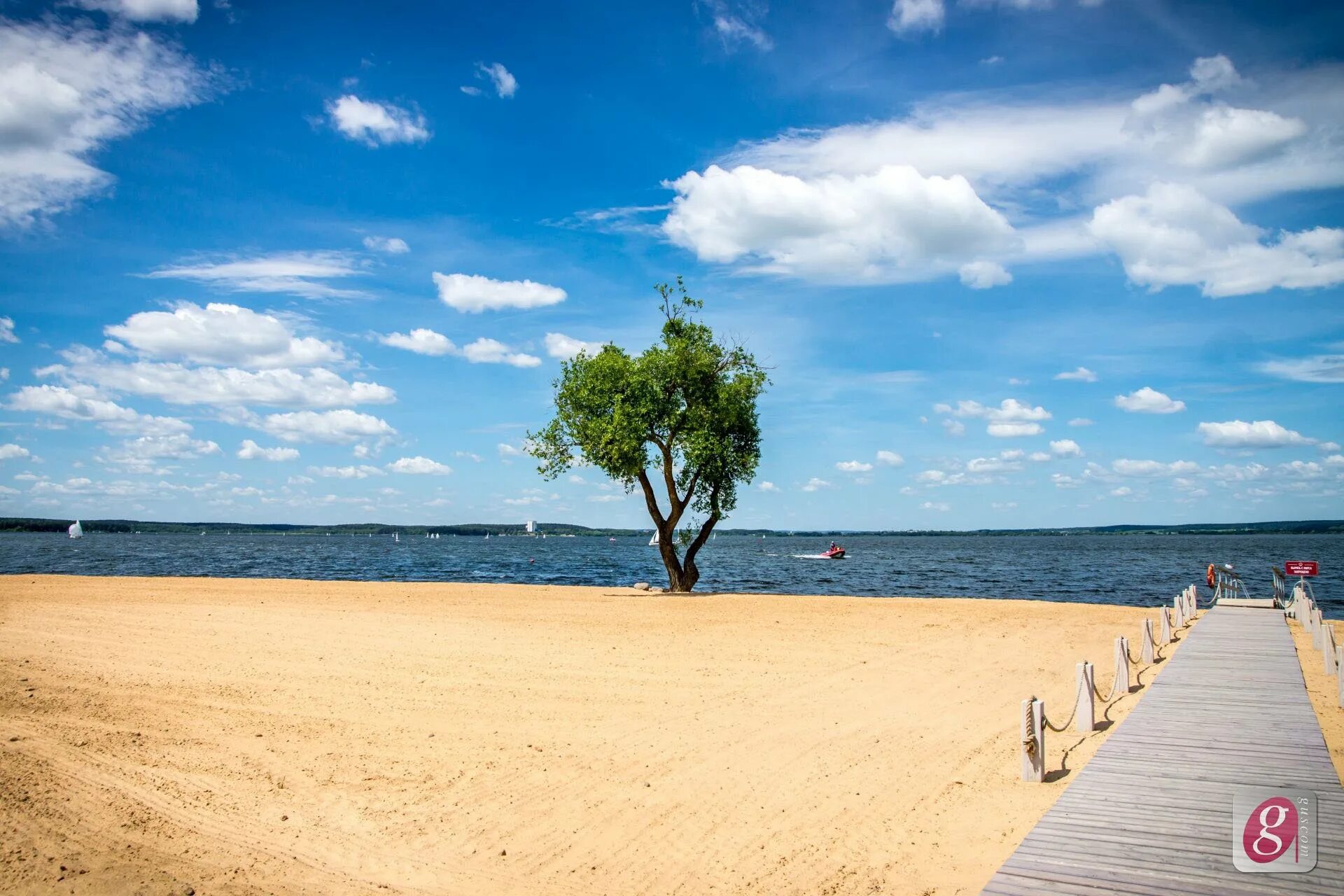 Минские моря цены. Заславское водохранилище пляжи. Минское море в Белоруссии. Заславское водохранилище Минск. Зона отдыха Минское море.