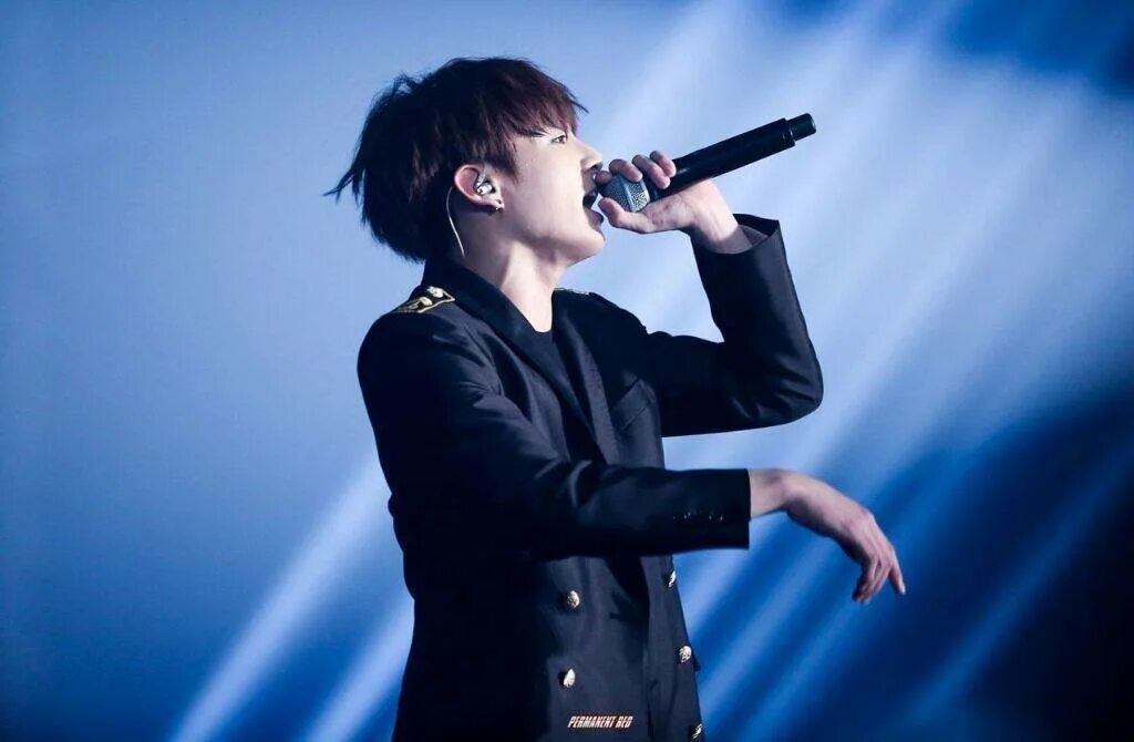 Чон чонгук. Бтс чонгук 2021. Чон чонгук и дженни. Дна бтс чонгук. Бтс чонгук hd.