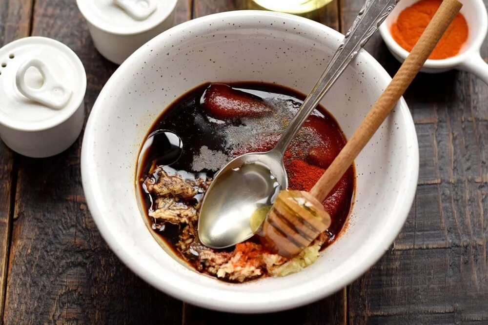 Соевый соус медведь любимый. Соевый соус с лимоном. Соус соевый. Соевый соус с лимоном. Соевый соус kikkoman.