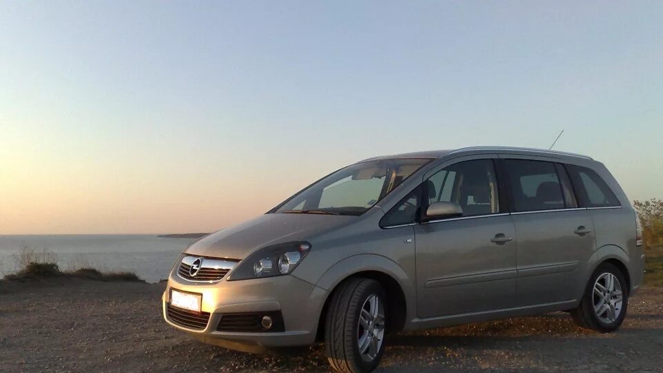 Опель зафира б 1.9 cdti. Зафира 1.9. Opel Zafira b 1.9 CDTI. Опель Зафира драйв 2. Opel Zafira 1.9 2022.