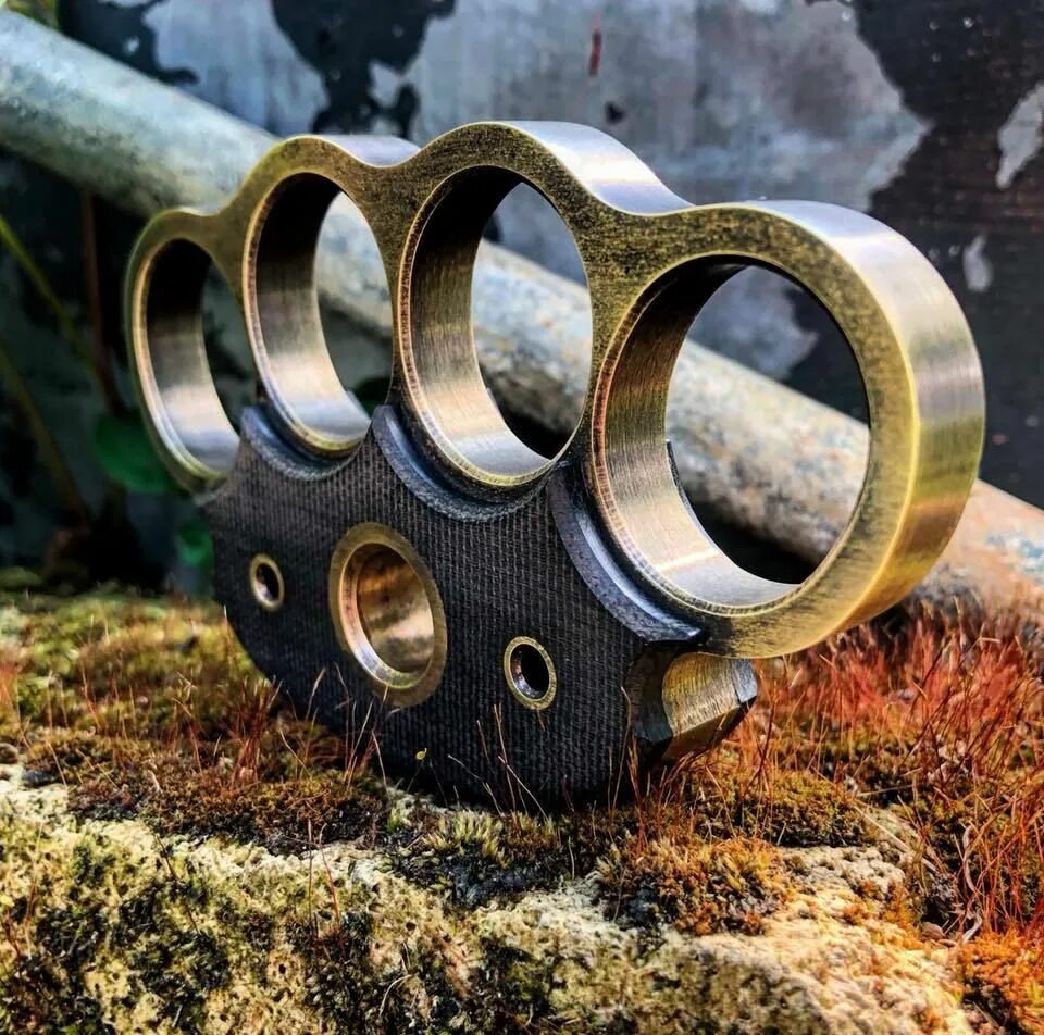 Кастет закон. Кастет g10. кастет афранкарт. кастет rmj tactical knuckles. кастет стальной brass knuckles.